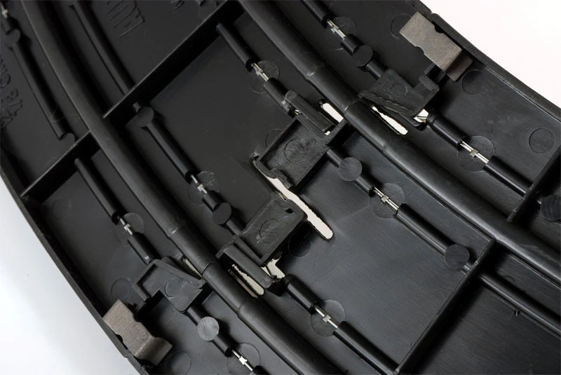 AFX HO Slot Car Track Clip 25-pack 4 AFX HO Slot Car Track Clip 25-pack - Image 2