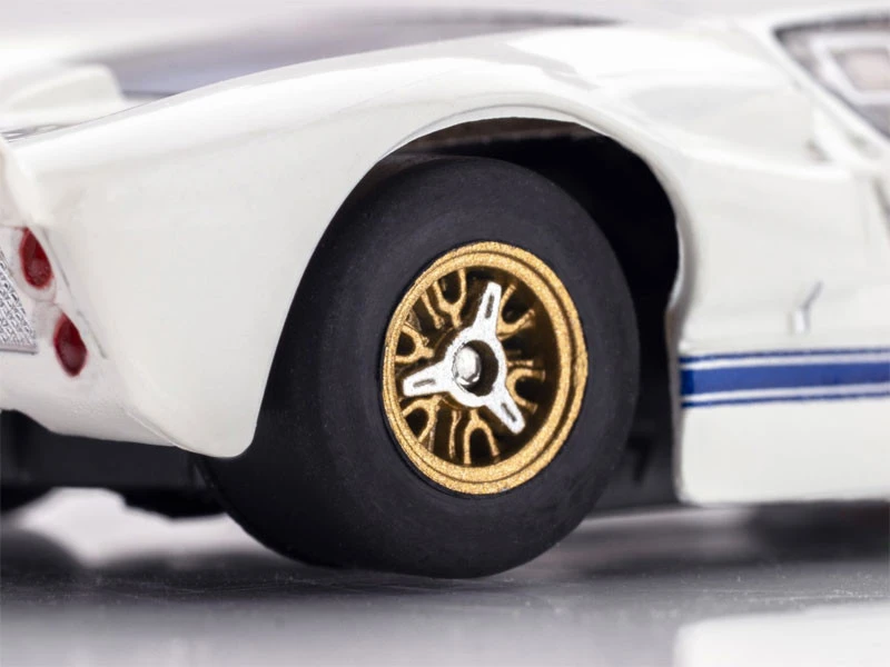 AFX Ford GT40 MKII 1966 Daytona #97 White/Black/Blue Mega G+ HO Slot Car 12 AFX Ford GT40 MKII 1966 Daytona #97 White/Black/Blue Mega G+ HO Slot Car - Image 10