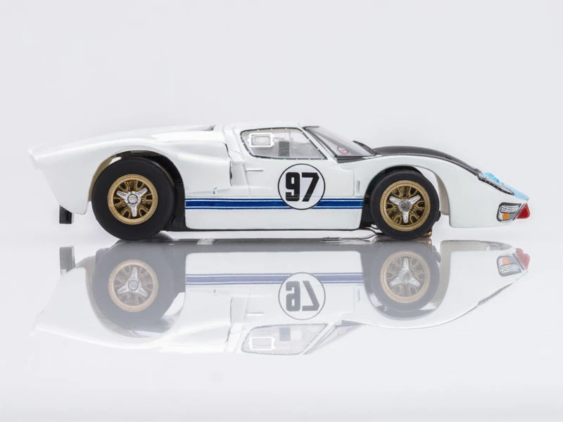 AFX Ford GT40 MKII 1966 Daytona #97 White/Black/Blue Mega G+ HO Slot Car 6 AFX Ford GT40 MKII 1966 Daytona #97 White/Black/Blue Mega G+ HO Slot Car - Image 4