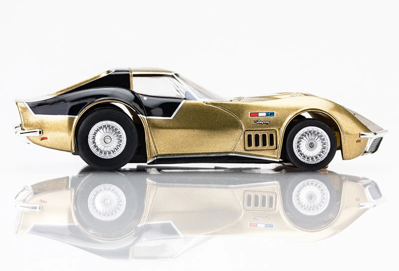 AFX 1969 AstroVette LMP12 Gold/Black LTD Mega G+ HO Slot Car 8 AFX 1969 AstroVette LMP12 Gold/Black LTD Mega G+ HO Slot Car - Image 6