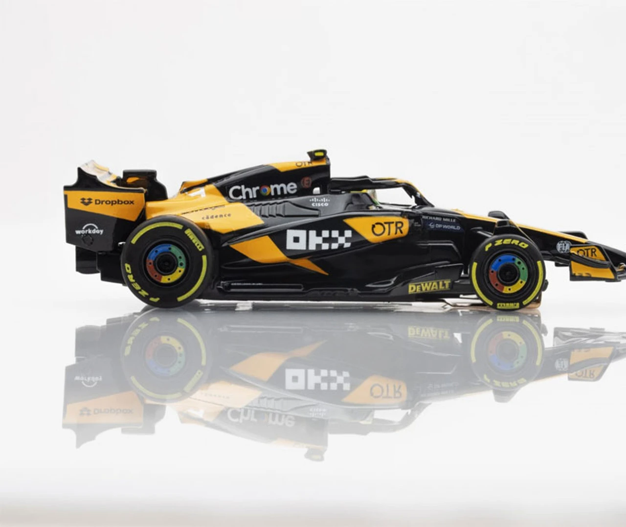 AFX 2024 McLaren MCL38 #4 FY Australian Grand Prix Mega G+ HO Slot Car 6 AFX 2024 McLaren MCL38 #4 FY Australian Grand Prix Mega G+ HO Slot Car - Image 4