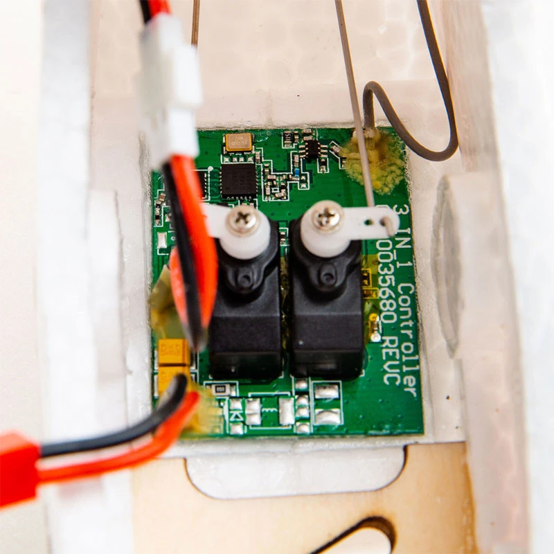 HobbyZone Mini AeroScout RTF Ready-to-Fly RC Airplane 21 HobbyZone Mini AeroScout RTF Ready-to-Fly RC Airplane - Image 19