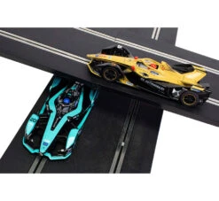 Scalextric Formula E World Championship Spark Plug 1/32 Slot Car Track Set -RC Superstore SCA C1423T 5 22596.1643927166