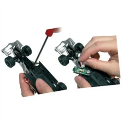 Scalextric 1/32 Slot Car Easy Fit Plug To Convert F1 Cars To Digital -RC Superstore SCA C8516 3 08458.1562669628