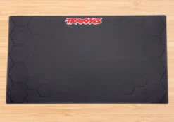 Traxxas Rubber Large Pit Mat (36''x20") 9 Traxxas Rubber Large Pit Mat (36''x20") -RC Superstore TRA3426 4 80215.1666124166