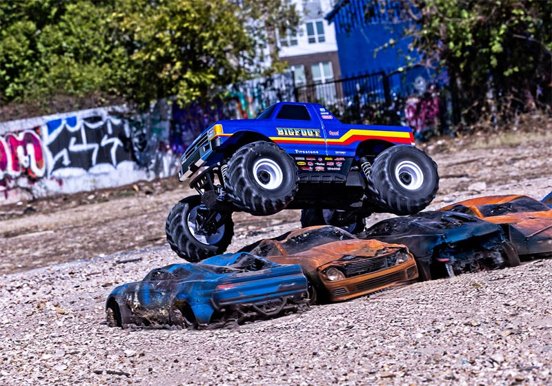 Traxxas BIGFOOT 4X4 Brushless BL-2s RTR Monster Truck 8 Traxxas BIGFOOT 4X4 Brushless BL-2s RTR Monster Truck - Image 6