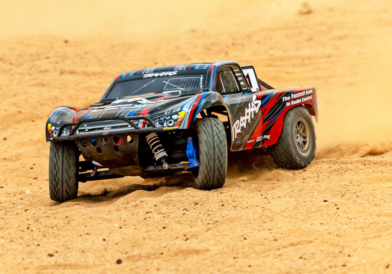 Traxxas Slash 4X4 Brushless BL-2s Short Course RTR Truck & FREE LIPO BATTERY AND USB-C LIPO CHARGER 4 Traxxas Slash 4X4 Brushless BL-2s Short Course RTR Truck & FREE LIPO BATTERY AND USB-C LIPO CHARGER - Image 2